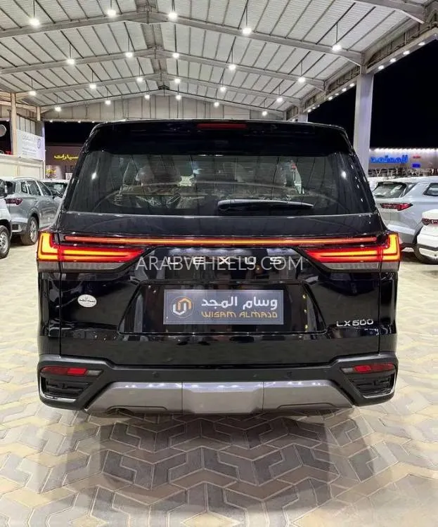 لكزس LX 2024 for Sale in الرياض Image-6