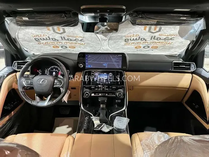 لكزس LX 2024 for Sale in الرياض Image-8