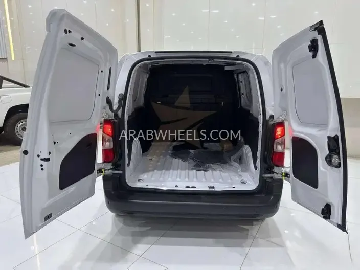 بيجو بارتنر 2025 for Sale in الرياض Image-7