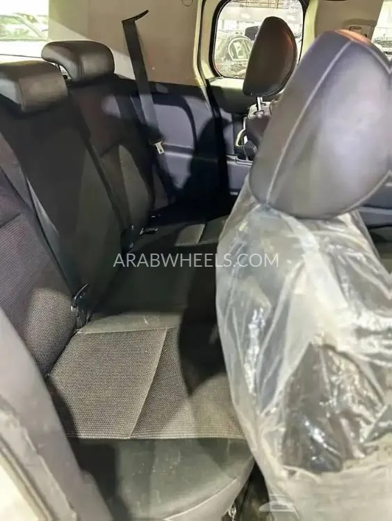 تويوتا إف جي كروزر 2012 for Sale in الرياض Image-14