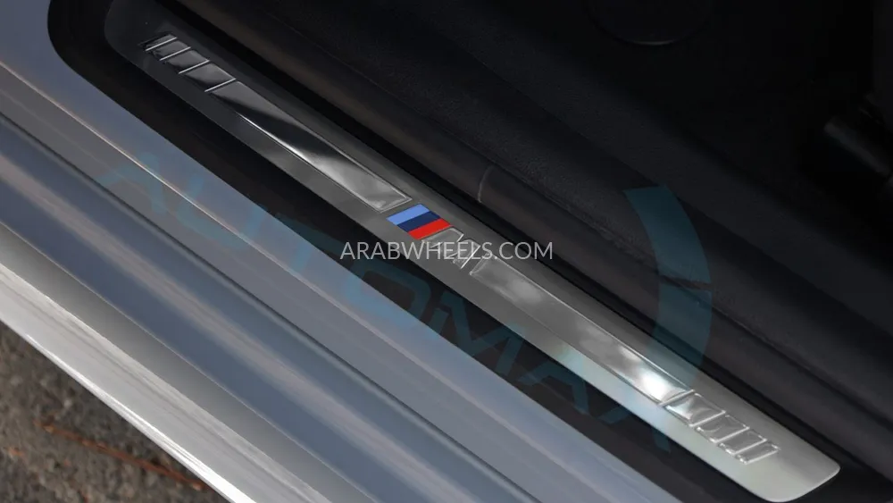 بي ام دبليو الفئة الثالثة 2025 for Sale in وادي الدواسر Image-32