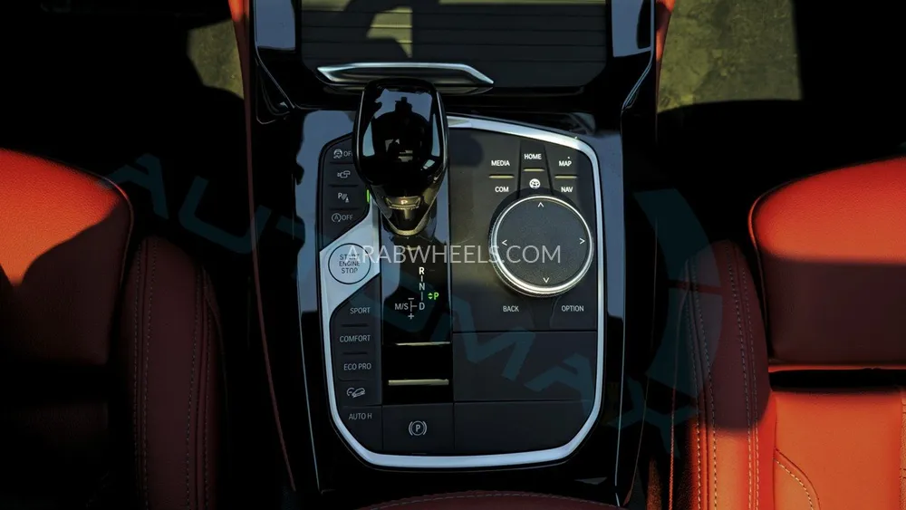 بي ام دبليو X4 2025 for Sale in وادي الدواسر Image-16