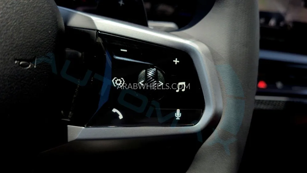 بي ام دبليو الفئة الخامسة 2025 for Sale in وادي الدواسر Image-10