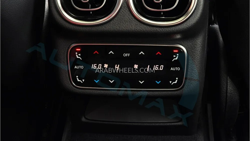 مرسيديس بنز GLC كلاس 2025 for Sale in وادي الدواسر Image-22