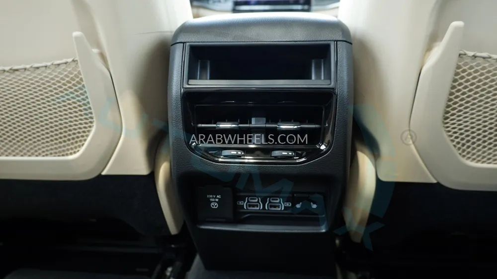 جيب جراند شيروكي 2025 for Sale in وادي الدواسر Image-20