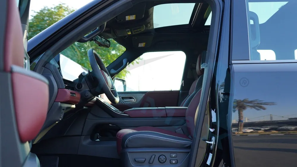 إنفينيتي QX80 2025 for Sale in وادي الدواسر Image-7