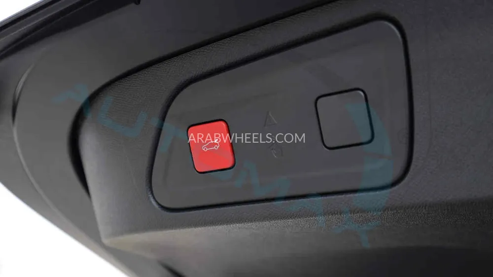 سيتروين C5 2024 for Sale in وادي الدواسر Image-28