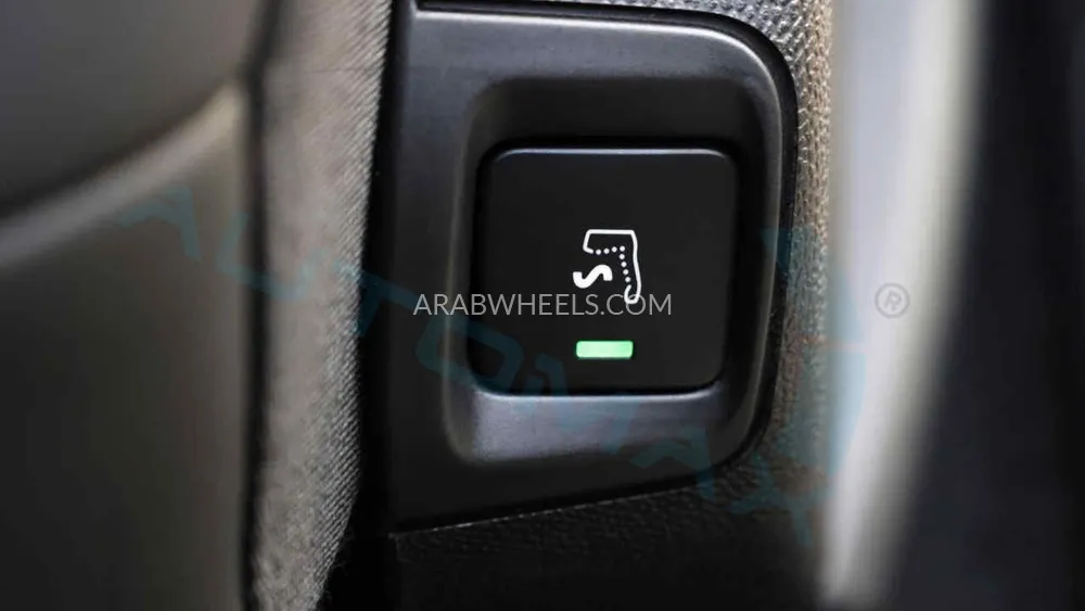 سيتروين C5 2024 for Sale in وادي الدواسر Image-32