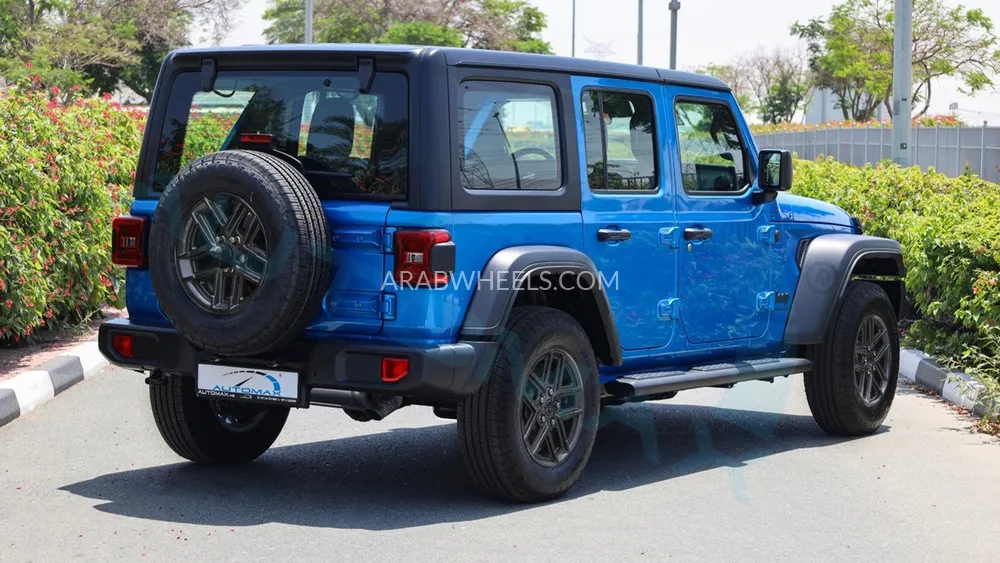 جيب رانجلر 2024 for Sale in وادي الدواسر Image-6