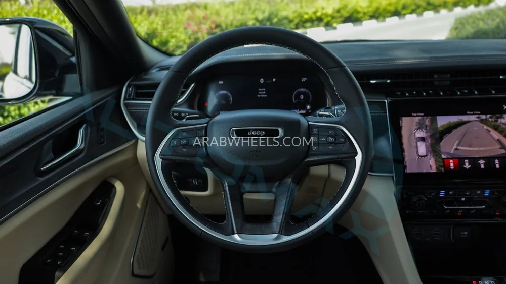 جيب جراند شيروكي 2024 for Sale in وادي الدواسر Image-9