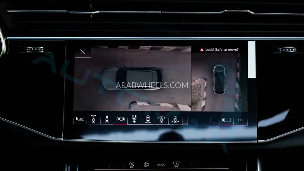 أودي Q8 2025 for Sale in وادي الدواسر Image-15