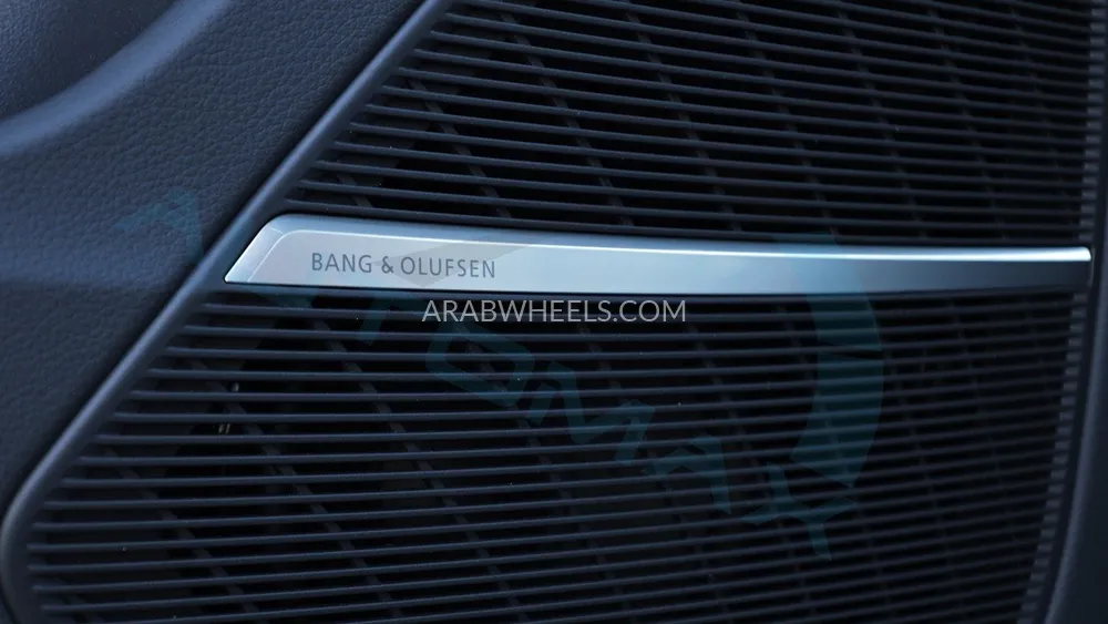 أودي Q8 2025 for Sale in وادي الدواسر Image-33