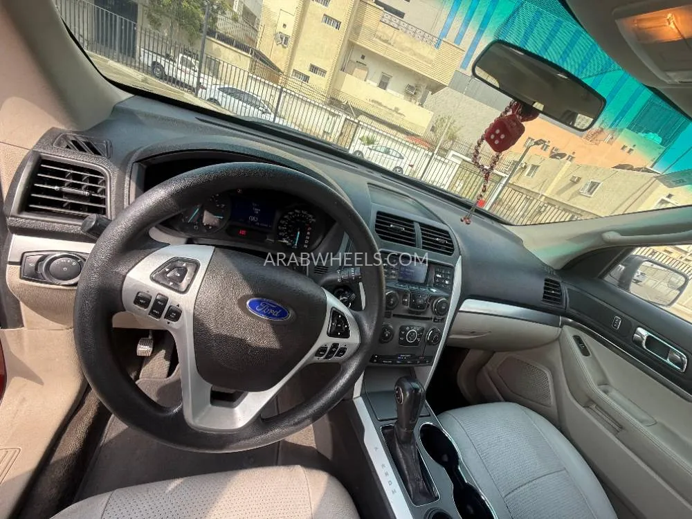 فورد إكسبلورر 2015 for Sale in جدة Image-8