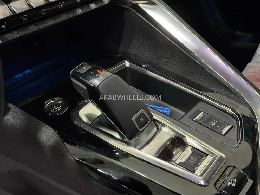 بيجو 3008 2023 for Sale in الرياض Image-11