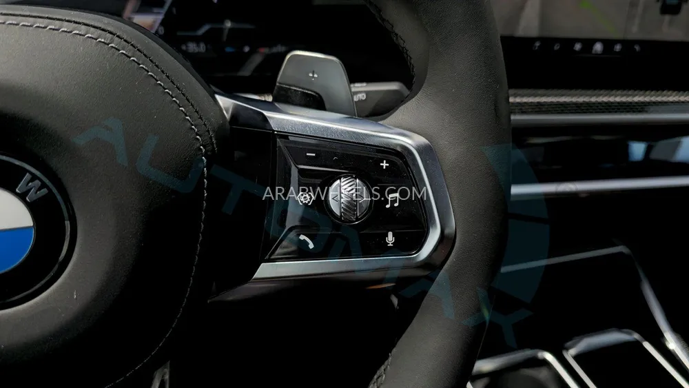 بي ام دبليو الفئة السابعة 2025 for Sale in وادي الدواسر Image-10