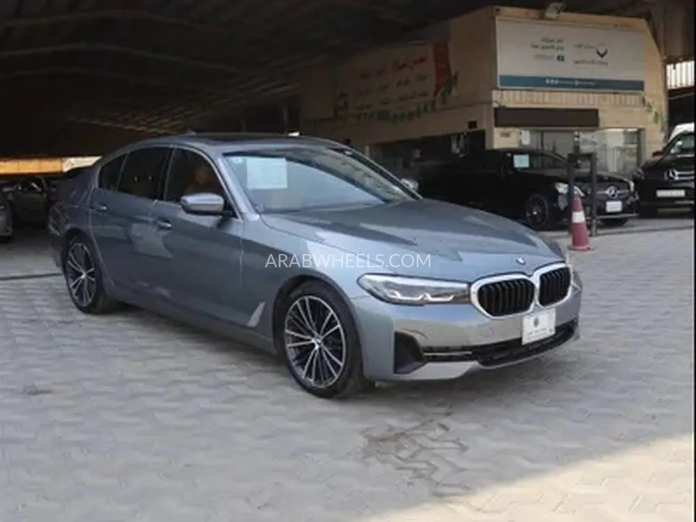 بي ام دبليو الفئة الخامسة 2022 for Sale in الدمام Image-1