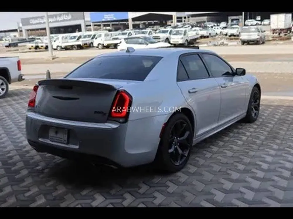 كرايسلر 300 2021 for Sale in الدمام Image-7