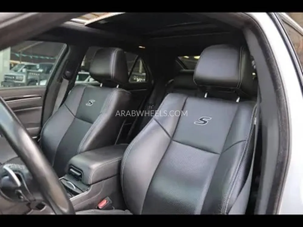 كرايسلر 300 2021 for Sale in الدمام Image-12
