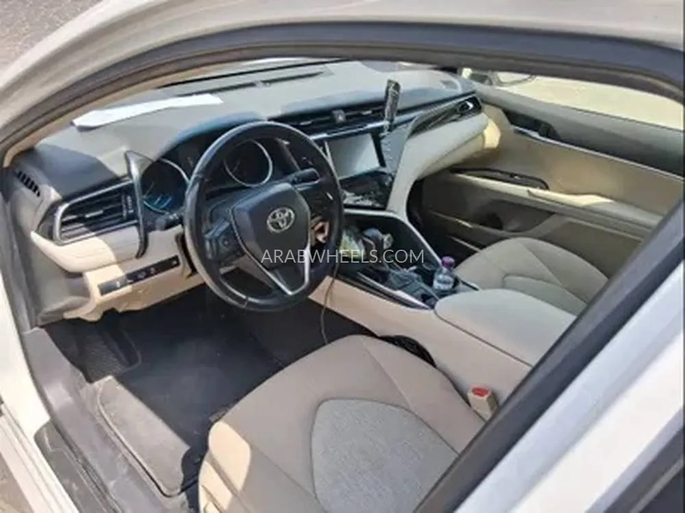 تويوتا كامري 2020 for Sale in الدمام Image-9
