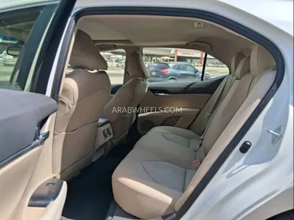 تويوتا كامري 2020 for Sale in الدمام Image-10