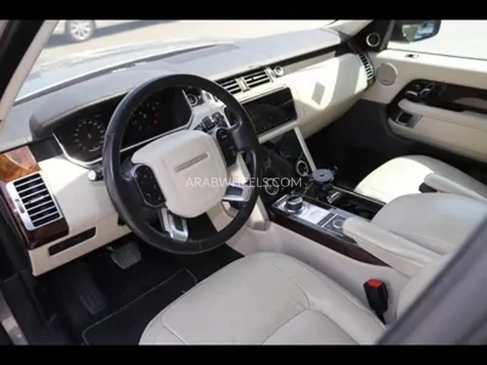 لاند روفر رينج روفر 2020 for Sale in الدمام Image-5