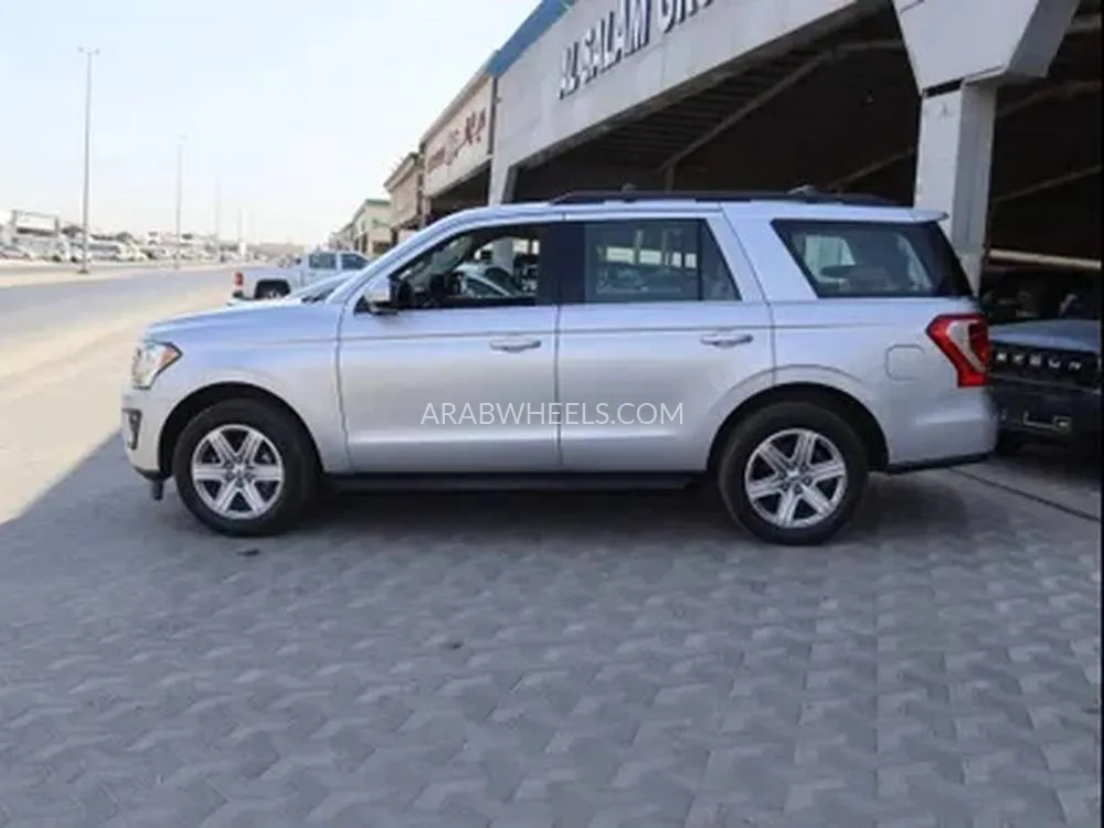 فورد إكسبيديشن 2019 for Sale in الدمام Image-14