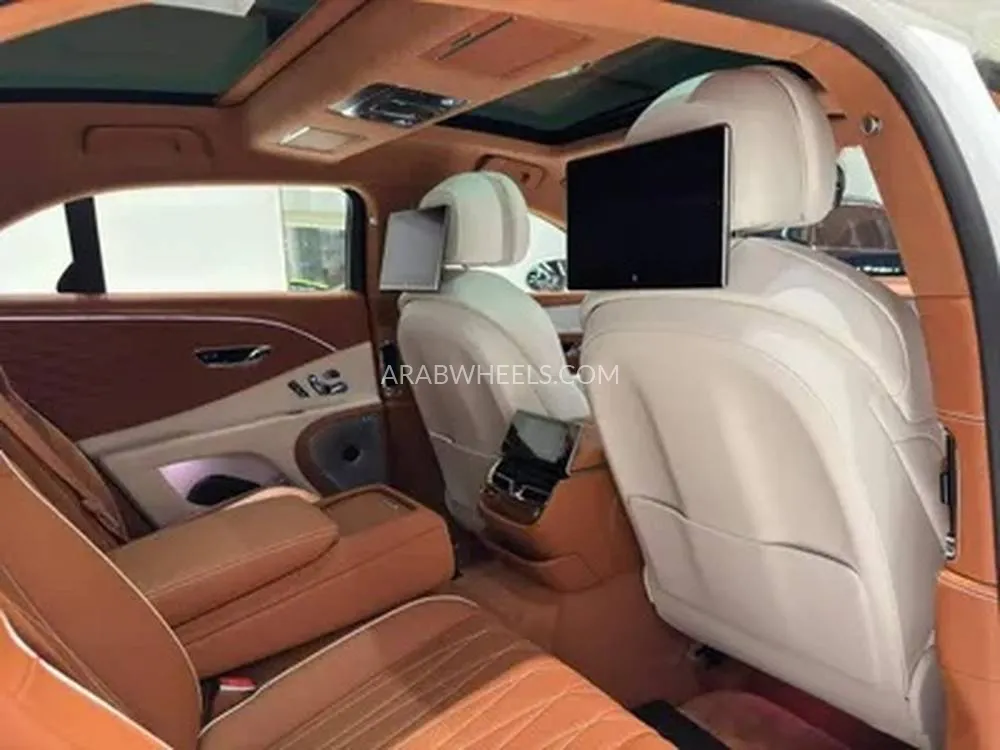 بنتلي كونتيننتال 2023 for Sale in الرياض Image-4