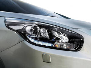 كيا كارينز الخارجية 