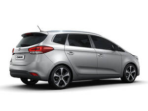 كيا كارينز الخارجية 