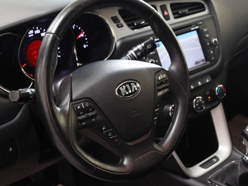 Kia Ceed 2nd Generation Interior 