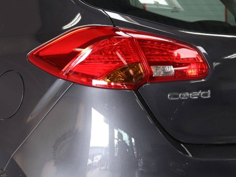 Kia Ceed 2nd Generation Exterior 