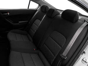 كيا سيراتو الداخلية 