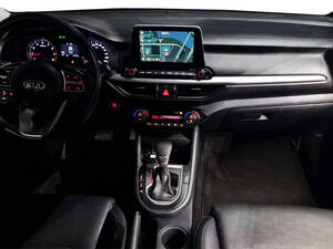 كيا سيراتو كوبيه الداخلية 