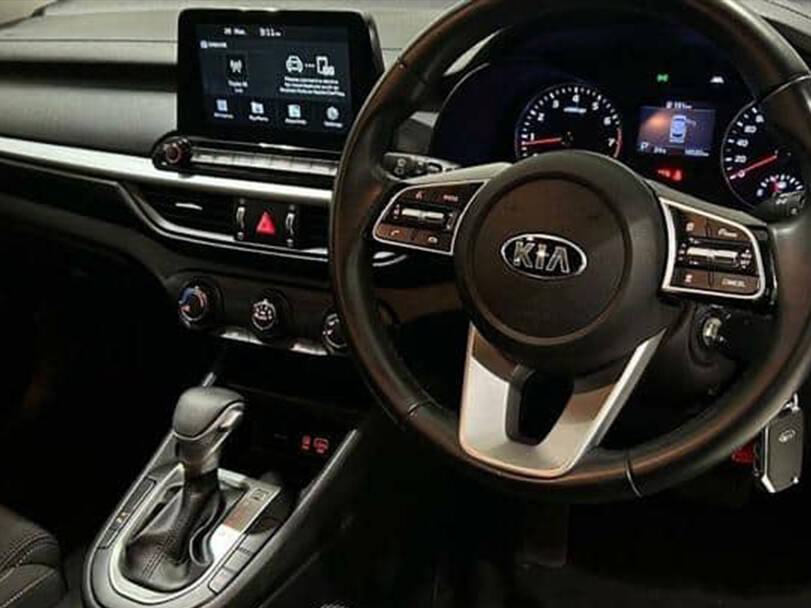 كيا جراند سيراتو Interior 