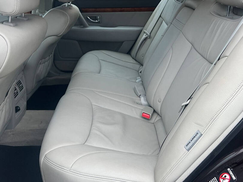 كيا أوبيروس Interior 
