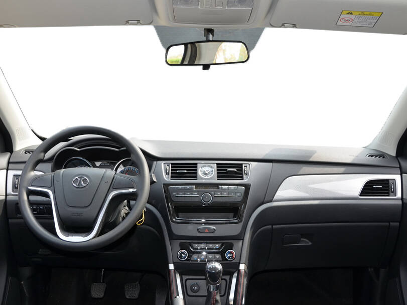 BAIC X55 1st Generation Interior 
