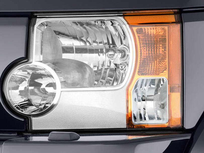 Land Rover LR3 Exterior 