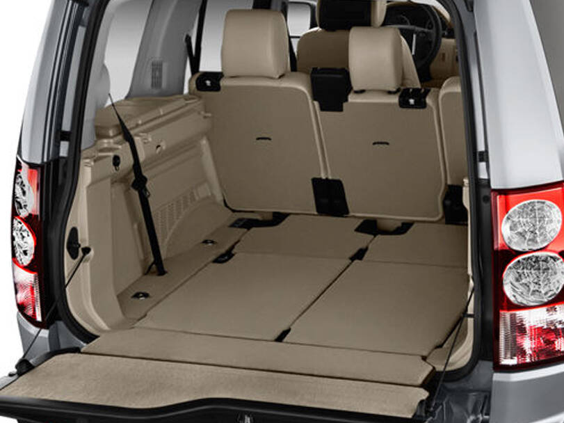 Land Rover LR4 Exterior 