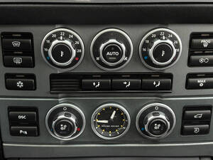 Land Rover Range Rover Interior 