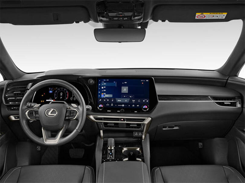 لكزس آر إكس 2025 Interior 