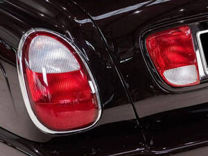 بنتلي أرناج الخارجية 