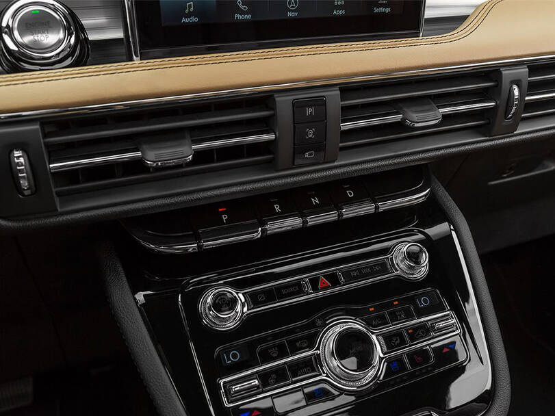 لينكولن كورسير Interior 