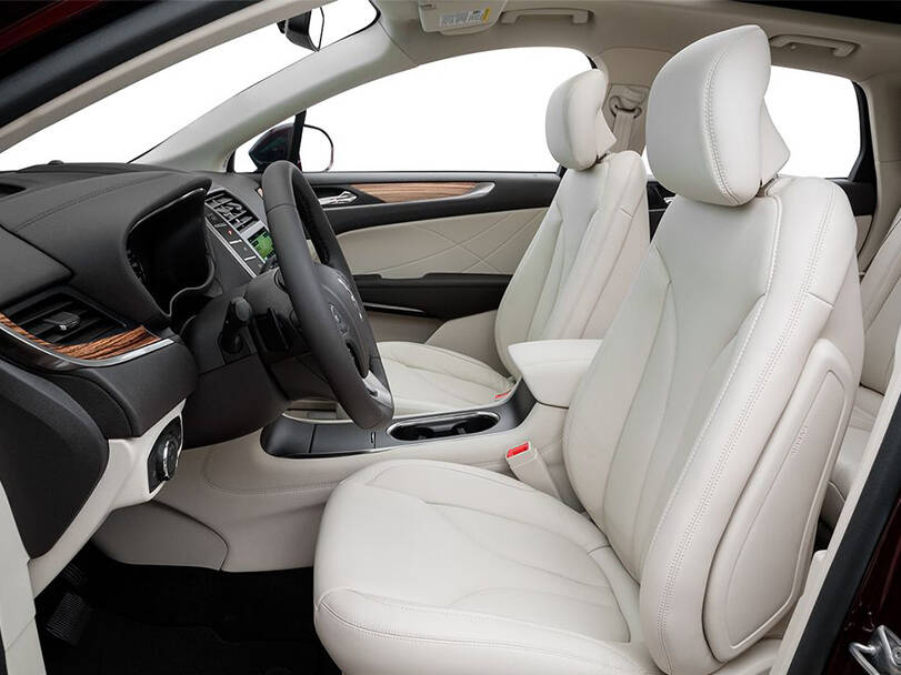 لينكولن إم كيه سي Interior 