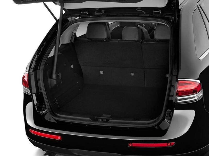 لينكون إم كيه إكس الجيل الأول (U388) Interior 