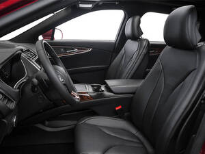 Lincoln MKX Interior 