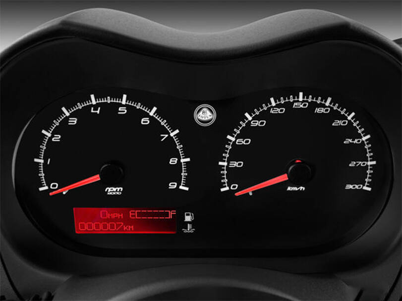 لوتس إكسيج Interior 