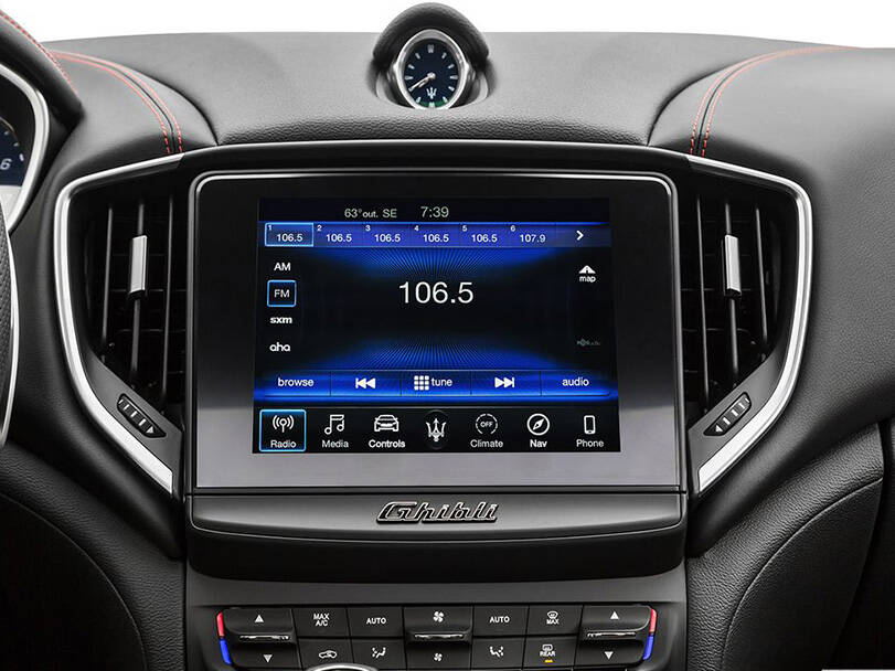 مازيراتي جيبلي Interior 