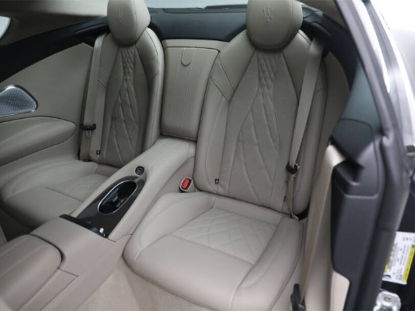 مازيراتي جرانكابريو 2025 Interior 