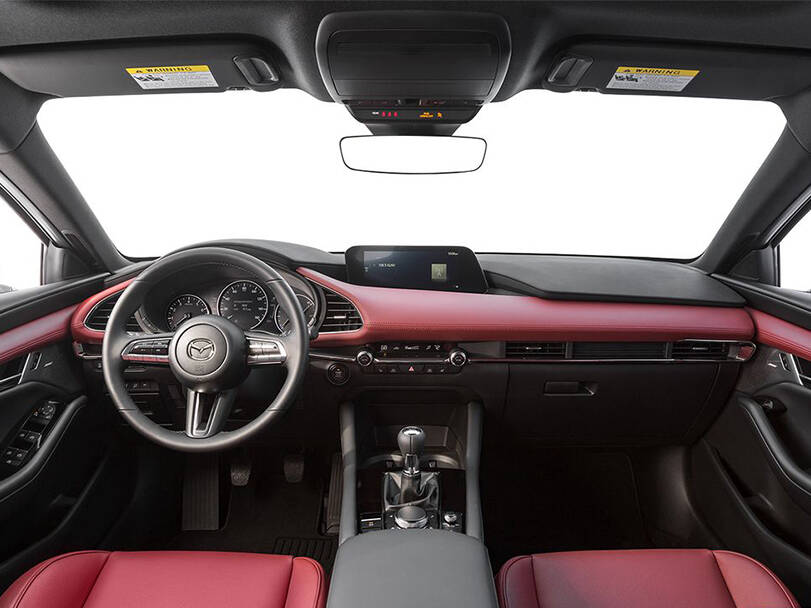 مازدا ٣ Interior 
