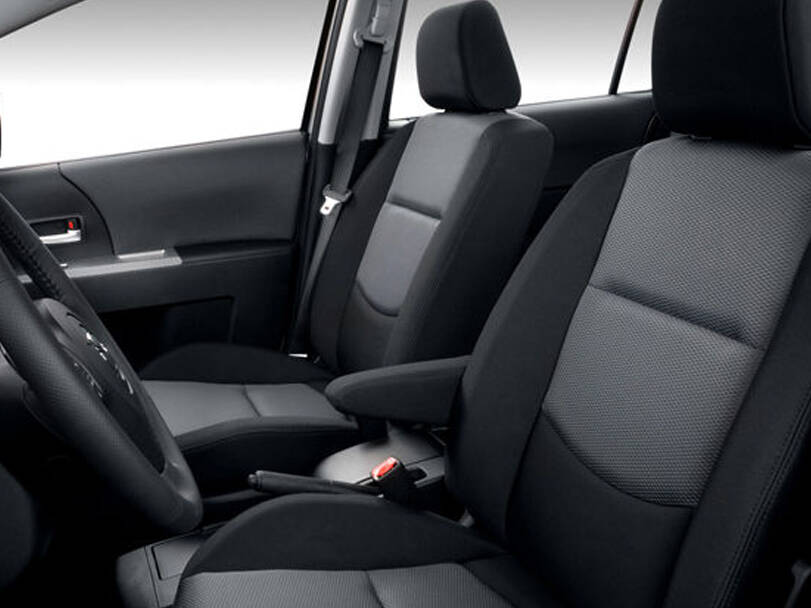 Mazda 5 2nd Generation Interior 